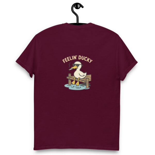 Klassisches Unisex T-Shirt