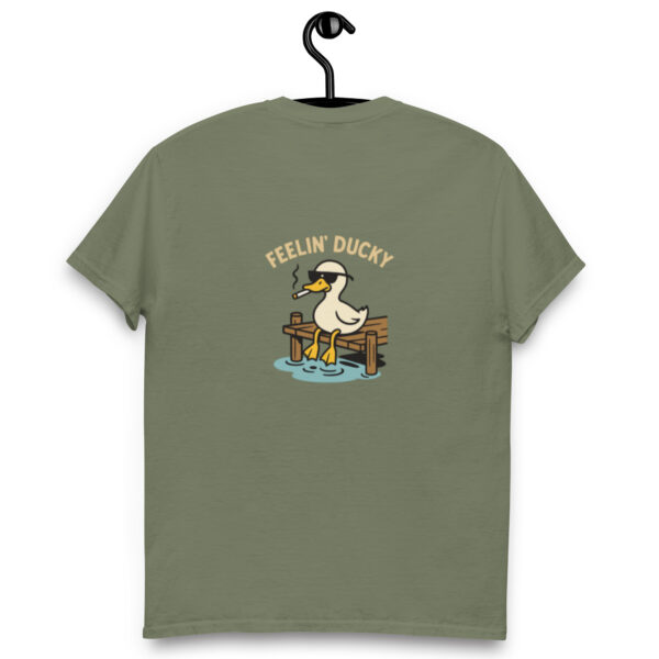 Klassisches Unisex T-Shirt – Bild 14